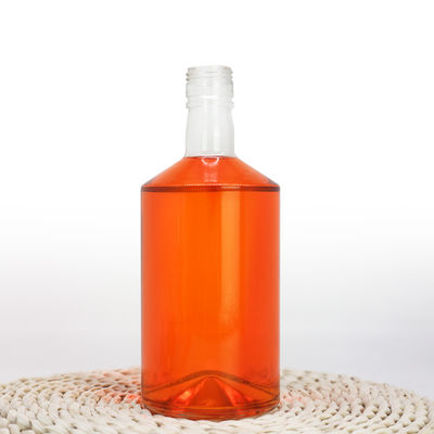 Durchsichtige Glasflasche für Spirituosen Versiegelungstyp CORK OEM/ODM akzeptabel 700ml