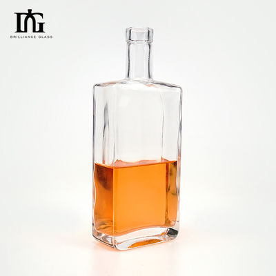 Versiegelungsart CORK 500 ml 700 ml klare Viereckene, leere Glasflasche für Wodka und Whisky