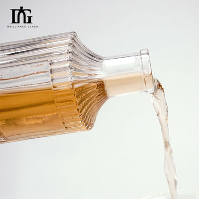 OEM/ODM akzeptabel Klar 750 ml Spirituosenflasche mit Sprühen Druck Handling