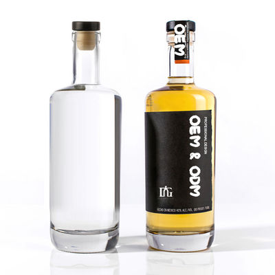 250 ml/500 ml/700 ml/750 ml Flint Glas Spirituosenflaschen mit Korkenverschluss