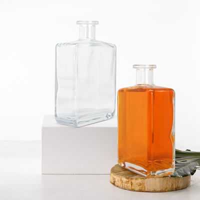 Glasflasche mit Kork für Gin Rum Vokda Whisky Tequila Spirituosen 700 ml klar
