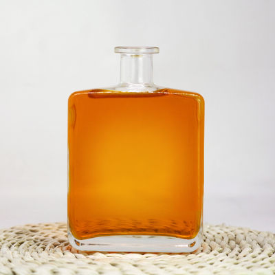 Glasflasche mit Kork für Gin Rum Vokda Whisky Tequila Spirituosen 700 ml klar