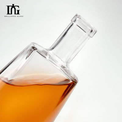 Ausgangsmaterial Glas 50 ml 350 ml 700 ml 750 ml 1000 ml Wodkaflasche für Getränke